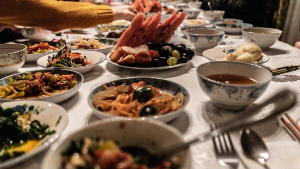 Chinese delicacies units the scene 5