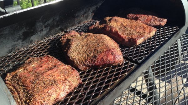 How to Make Award-Worthy Ribs Without A BBQ Smoker 5