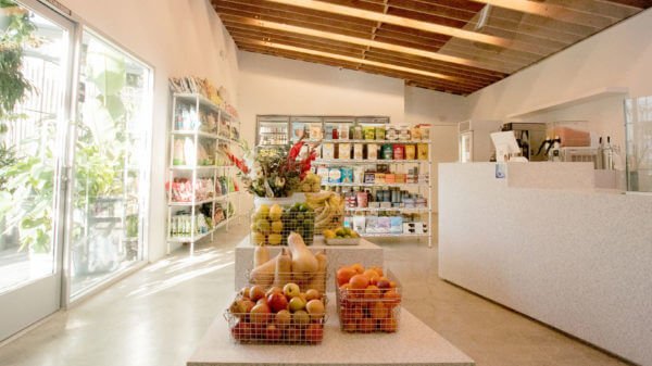 Juice and salad bar equipped to provide Carson City a healthy shot 3