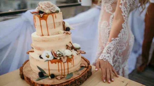 20 Best Wedding Dessert Table Ideas — For A Delicious Reception 2