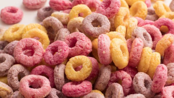 Froot Loops Now Has A Limited-Edition Birthday-Cake Flavor 2