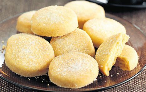 Kim-Joy’s recipe for orange-blossom catfiteroles 1