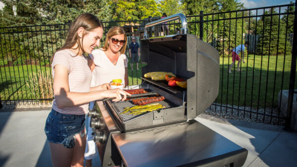 Broil King Signet Review - How to Make the Perfect Chicken Breast 1