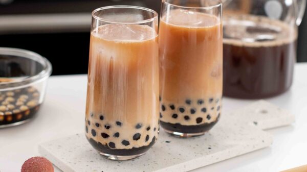 This Toronto Bakery Is Selling Bubble Tea Cake And It's Too Good To Share 4